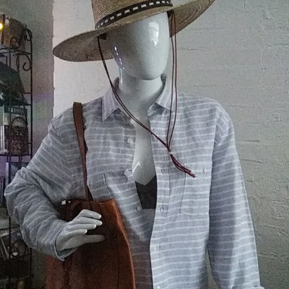 Brand NWT- Never Worn! Express Shirt sz Med. - Picture 4 of 6